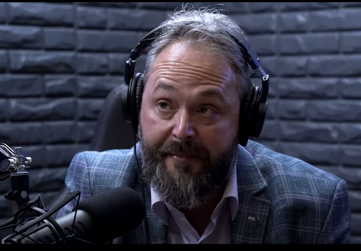 Did Jeremy Camilleri tell Jon Mallia he’s a director at PBS?